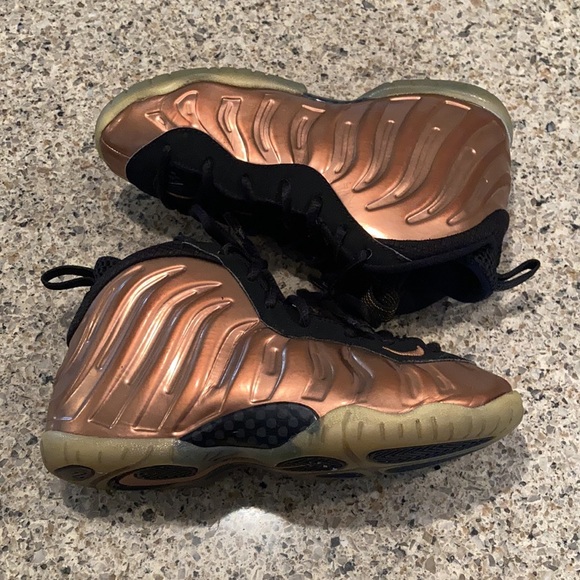 Size 2Y Girls Nike Little Posite One PS 'Copper' - Picture 1 of 13